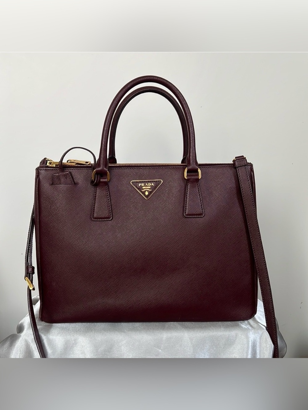 Prada Saffiano Galleria (Large) in Maroon